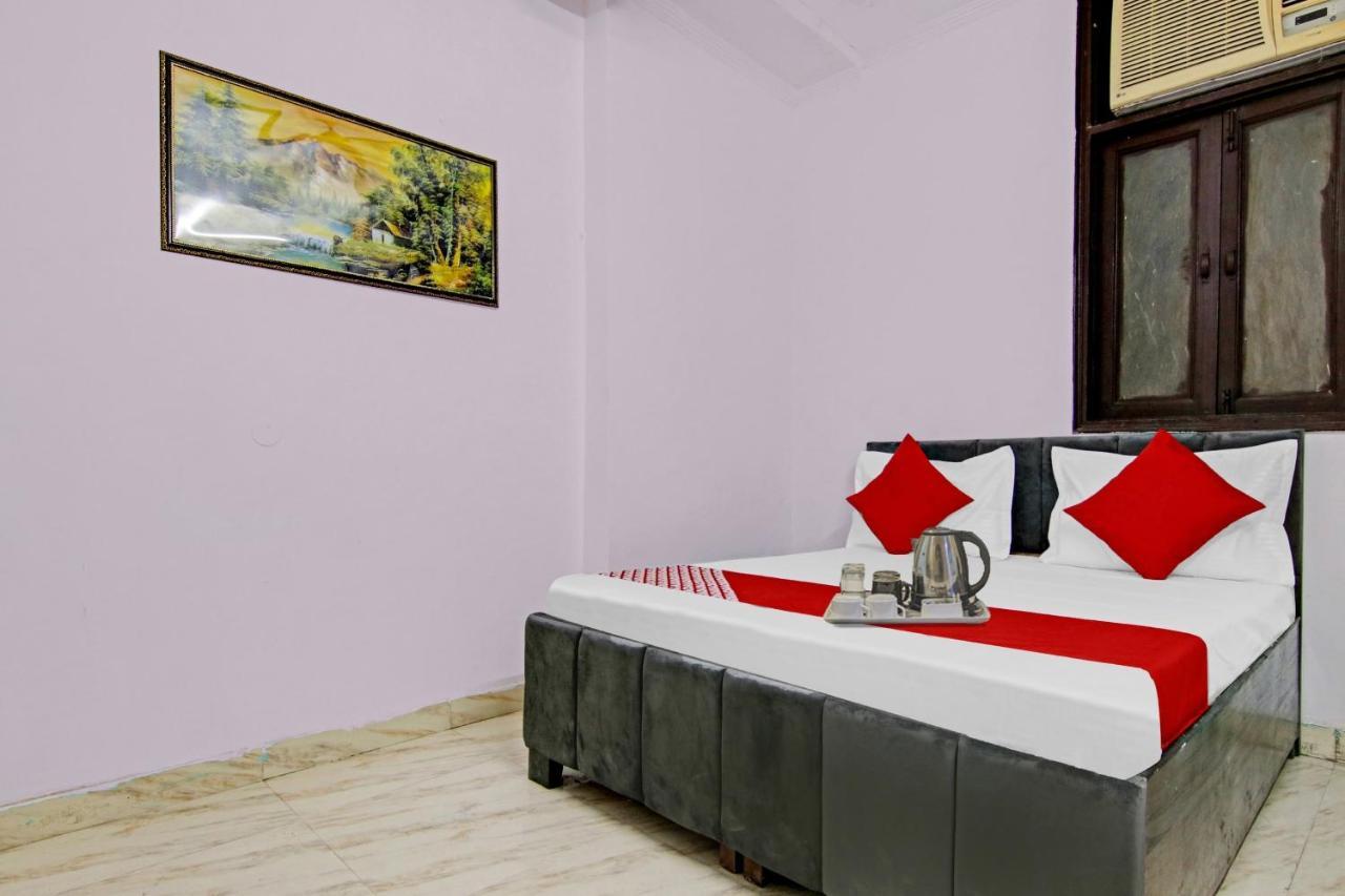 Hotel O Chaudhary Villa Нью-Делі Екстер'єр фото