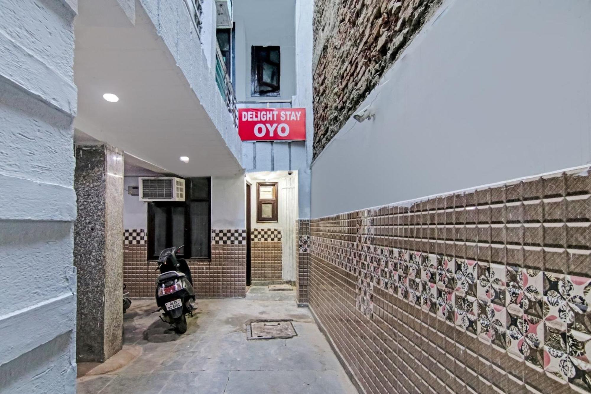 Hotel O Chaudhary Villa Нью-Делі Екстер'єр фото
